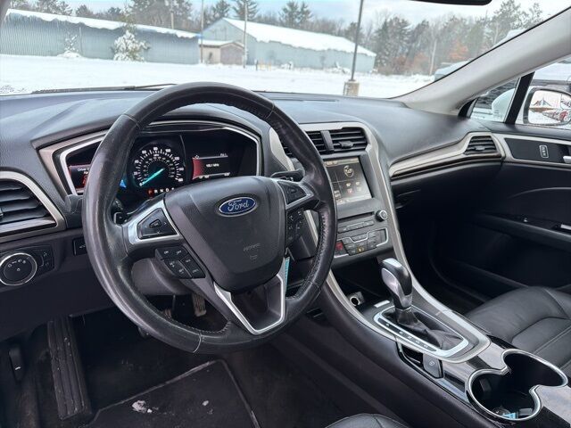 2016 Ford Fusion SE Pine River MN