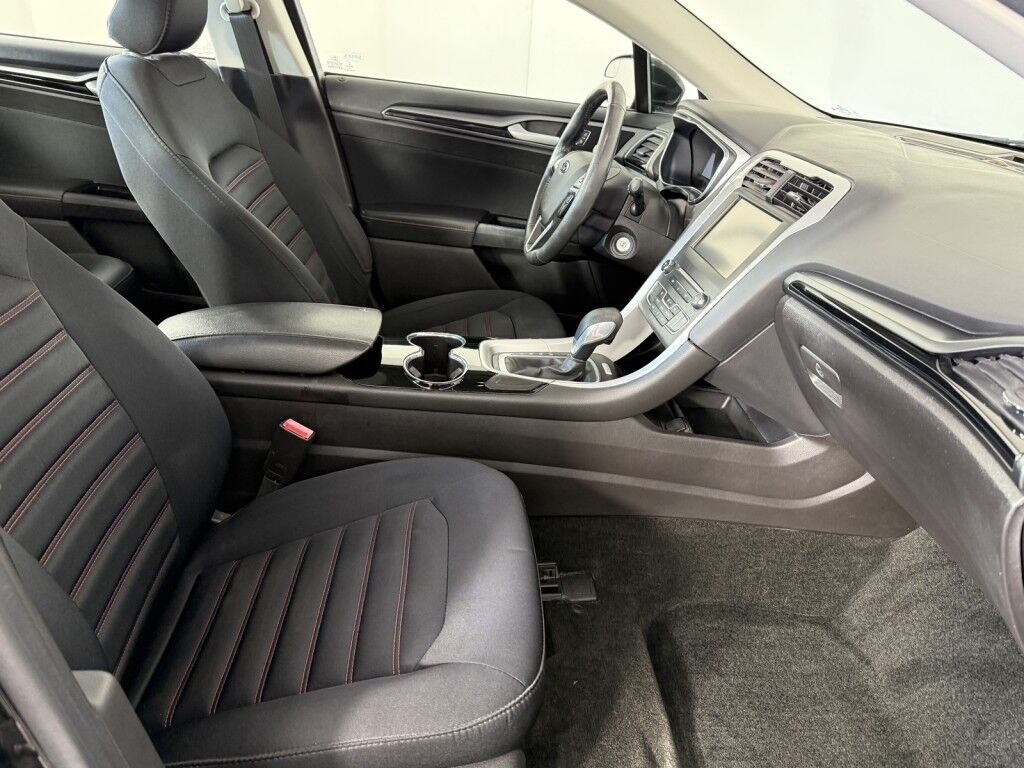 2016 Ford Fusion SE w/Moonroof/Tech Maumee OH