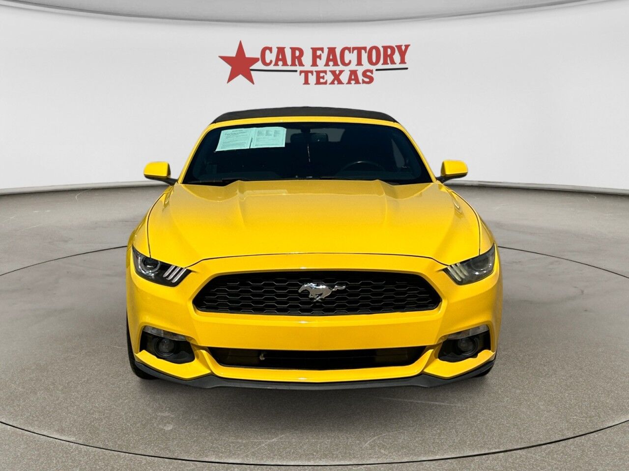 2016 Ford Mustang 2dr Conv V6 Lancaster TX