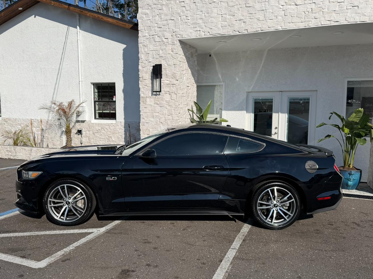2016 Ford Mustang 2dr Fastback GT