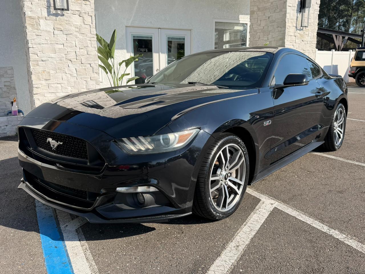 2016 Ford Mustang 2dr Fastback GT