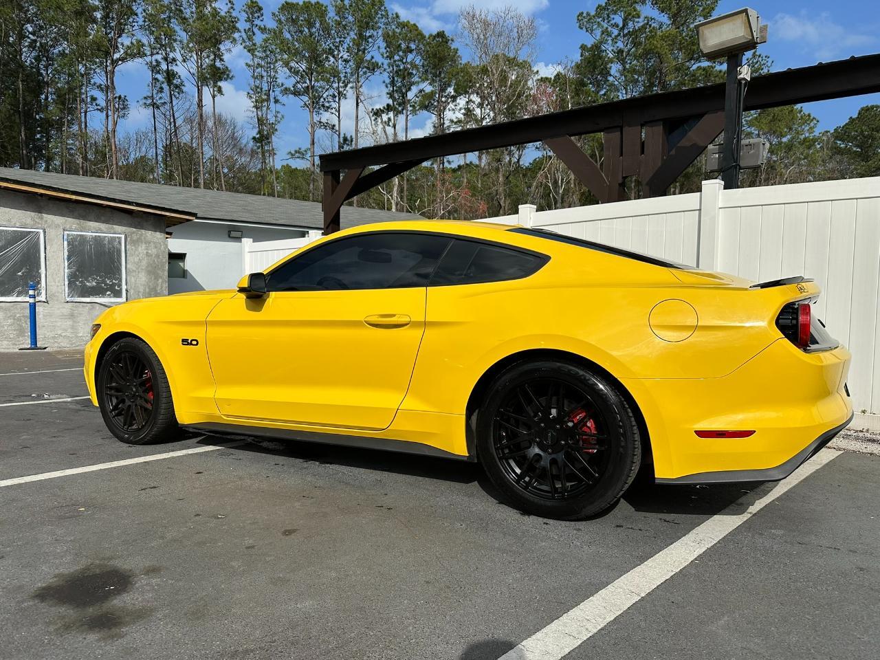 2016 Ford Mustang 2dr Fastback GT