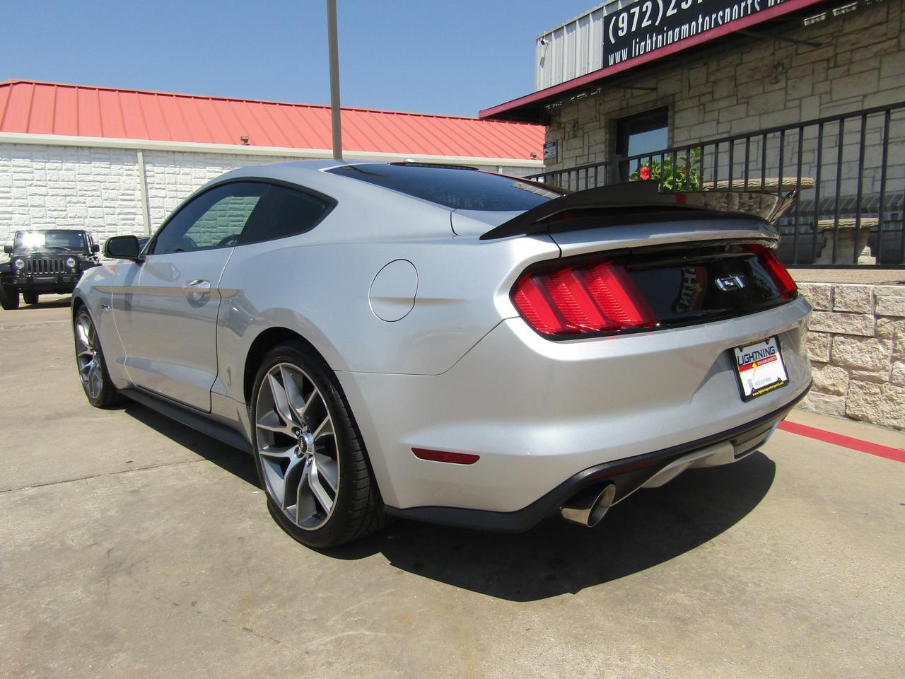 2016 Ford Mustang 2dr Fastback GT Premium Grand Prairie TX
