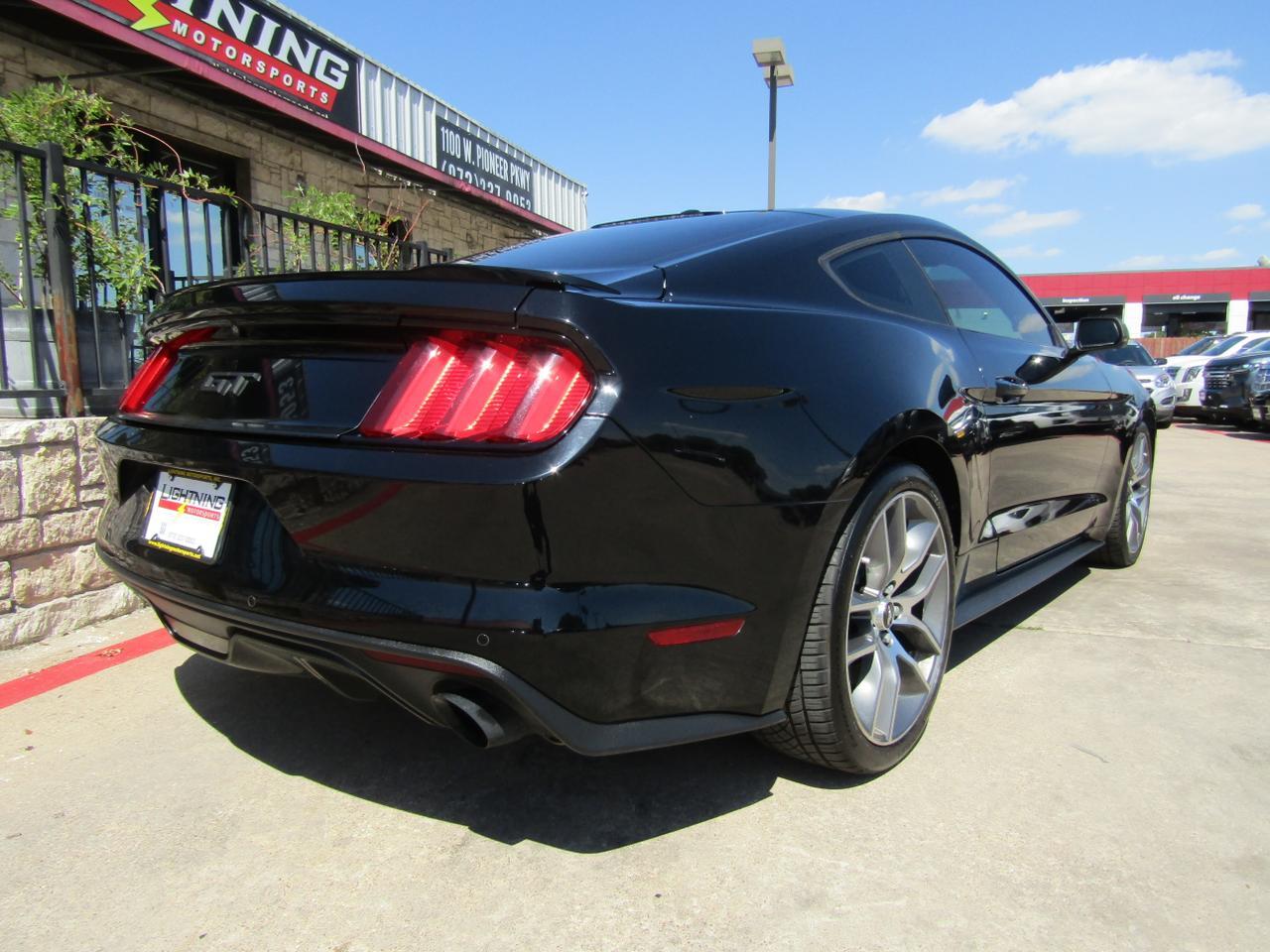 2016 Ford Mustang 2dr Fastback GT Premium Grand Prairie TX