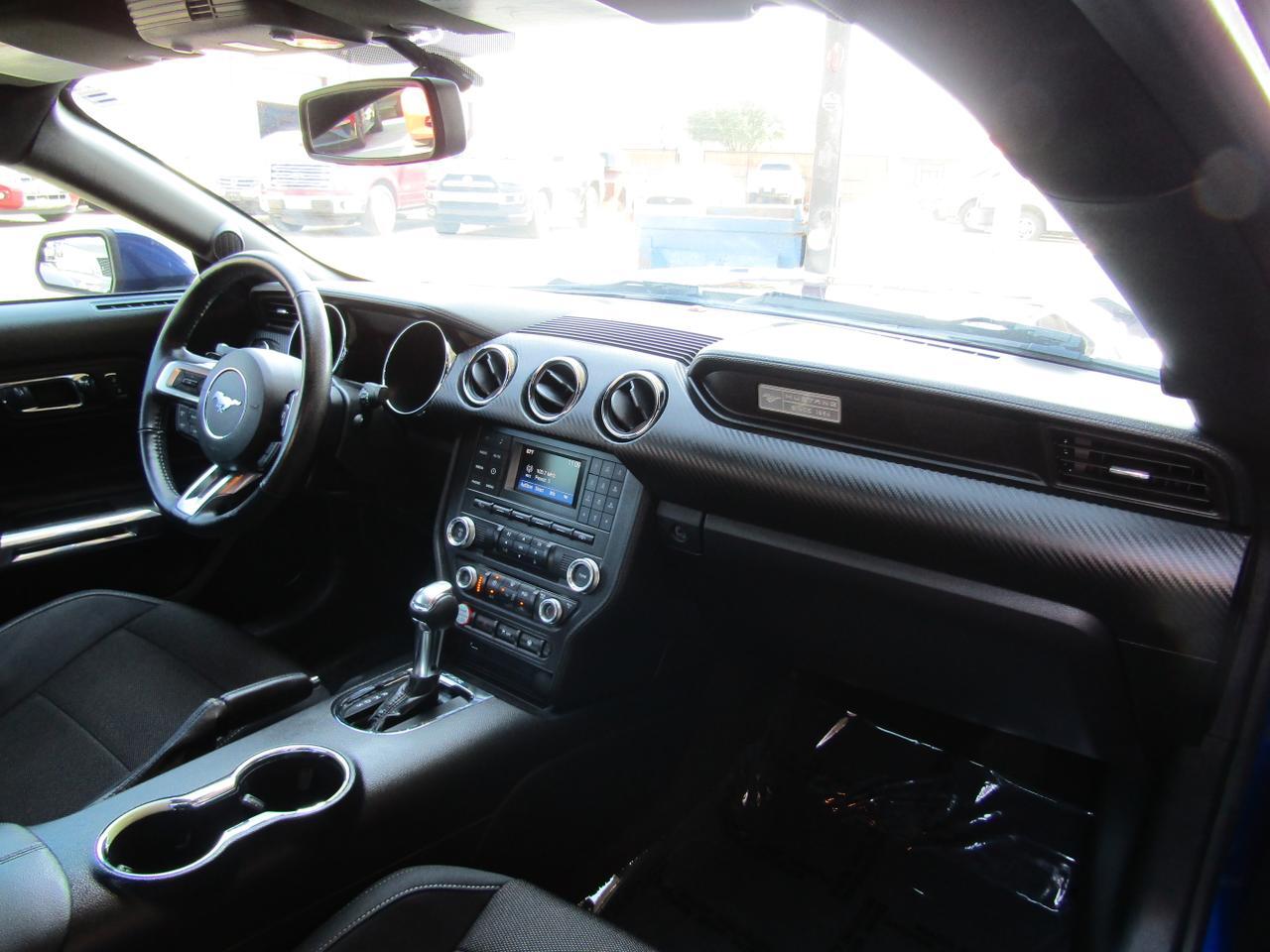 2016 Ford Mustang 2dr Fastback V6 Grand Prairie TX
