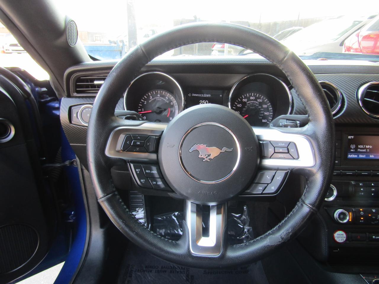 2016 Ford Mustang 2dr Fastback V6 Grand Prairie TX