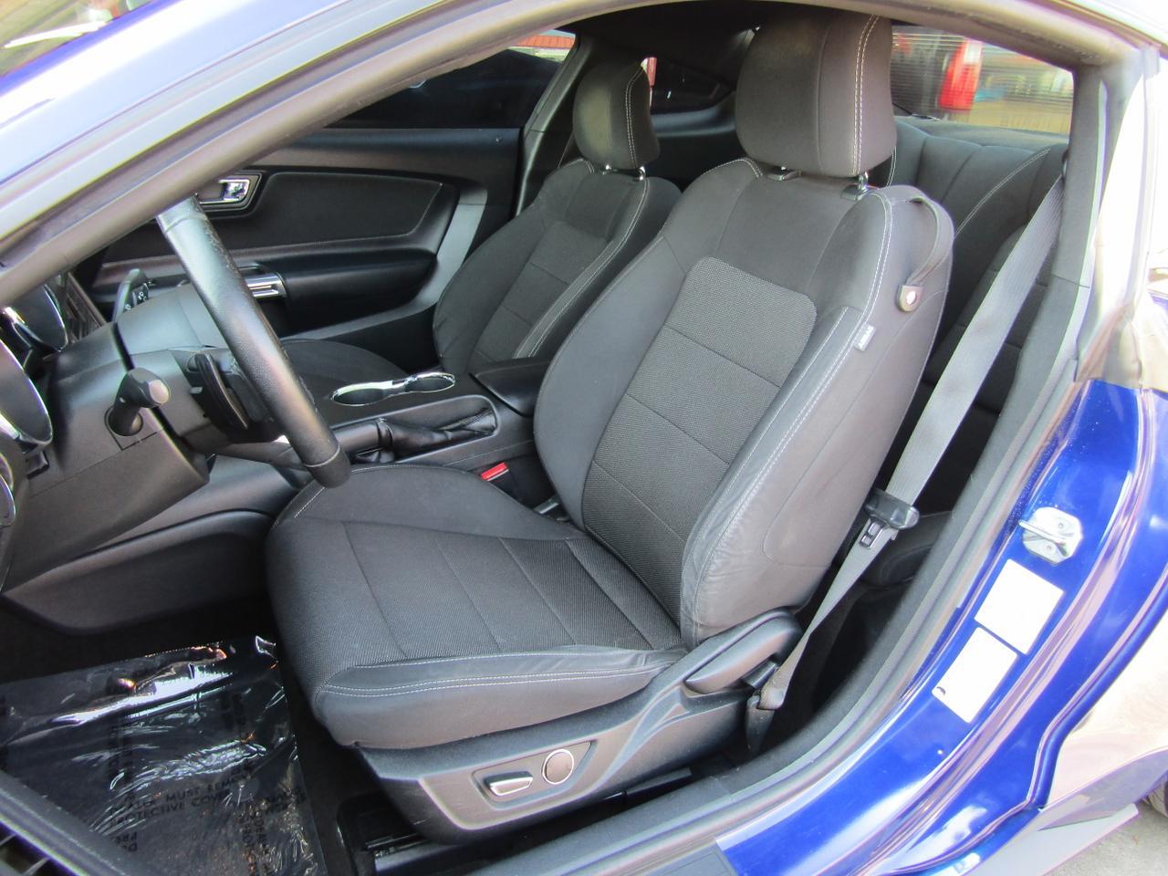 2016 Ford Mustang 2dr Fastback V6 Grand Prairie TX
