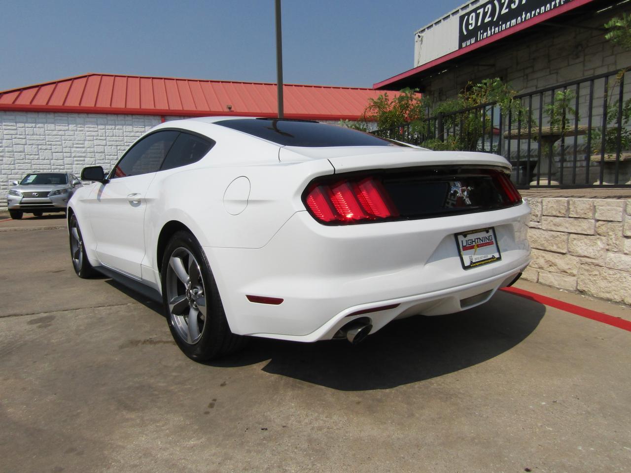2016 Ford Mustang 2dr Fastback V6 Grand Prairie TX
