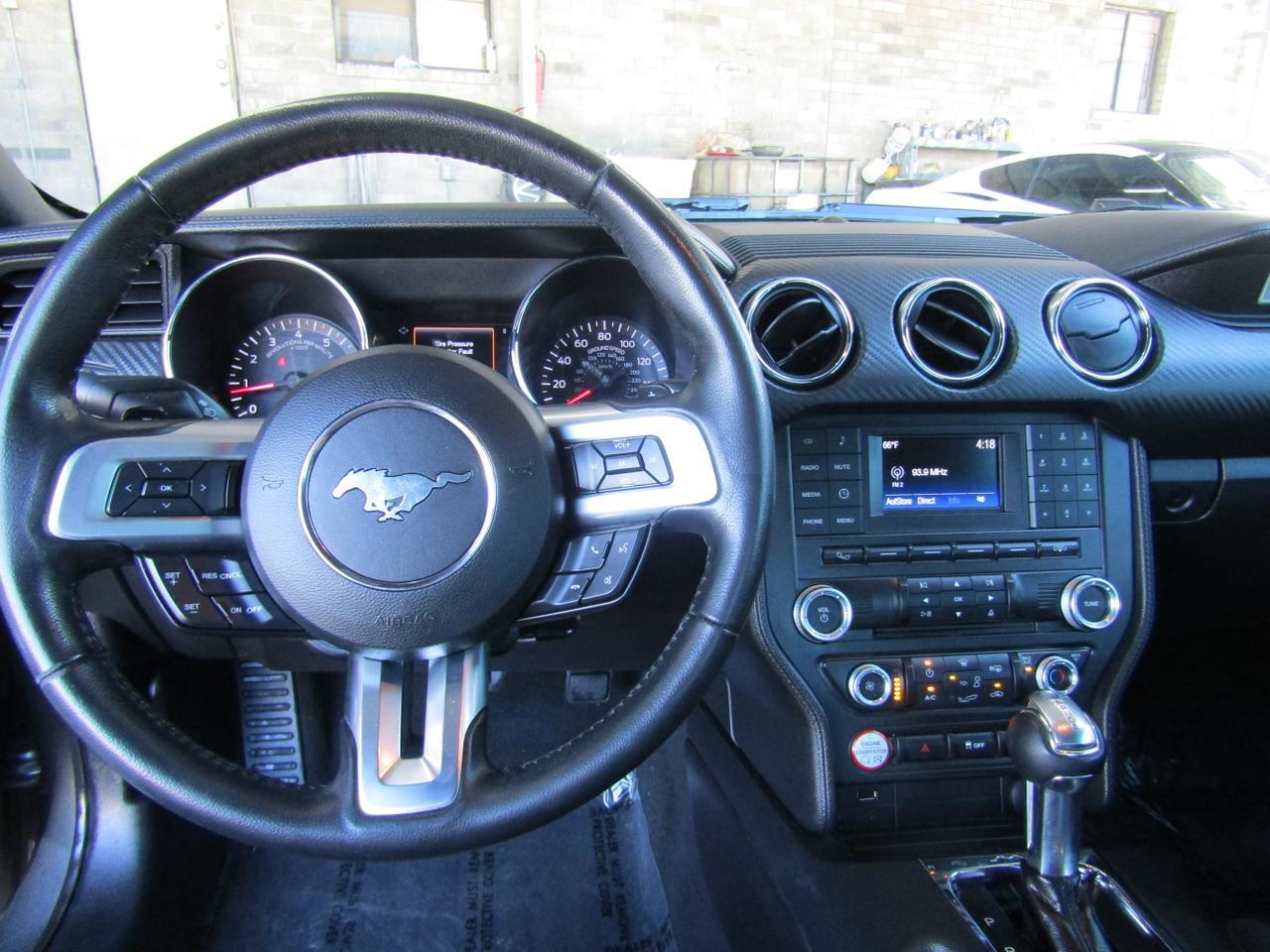 2016 Ford Mustang 2dr Fastback V6 Grand Prairie TX