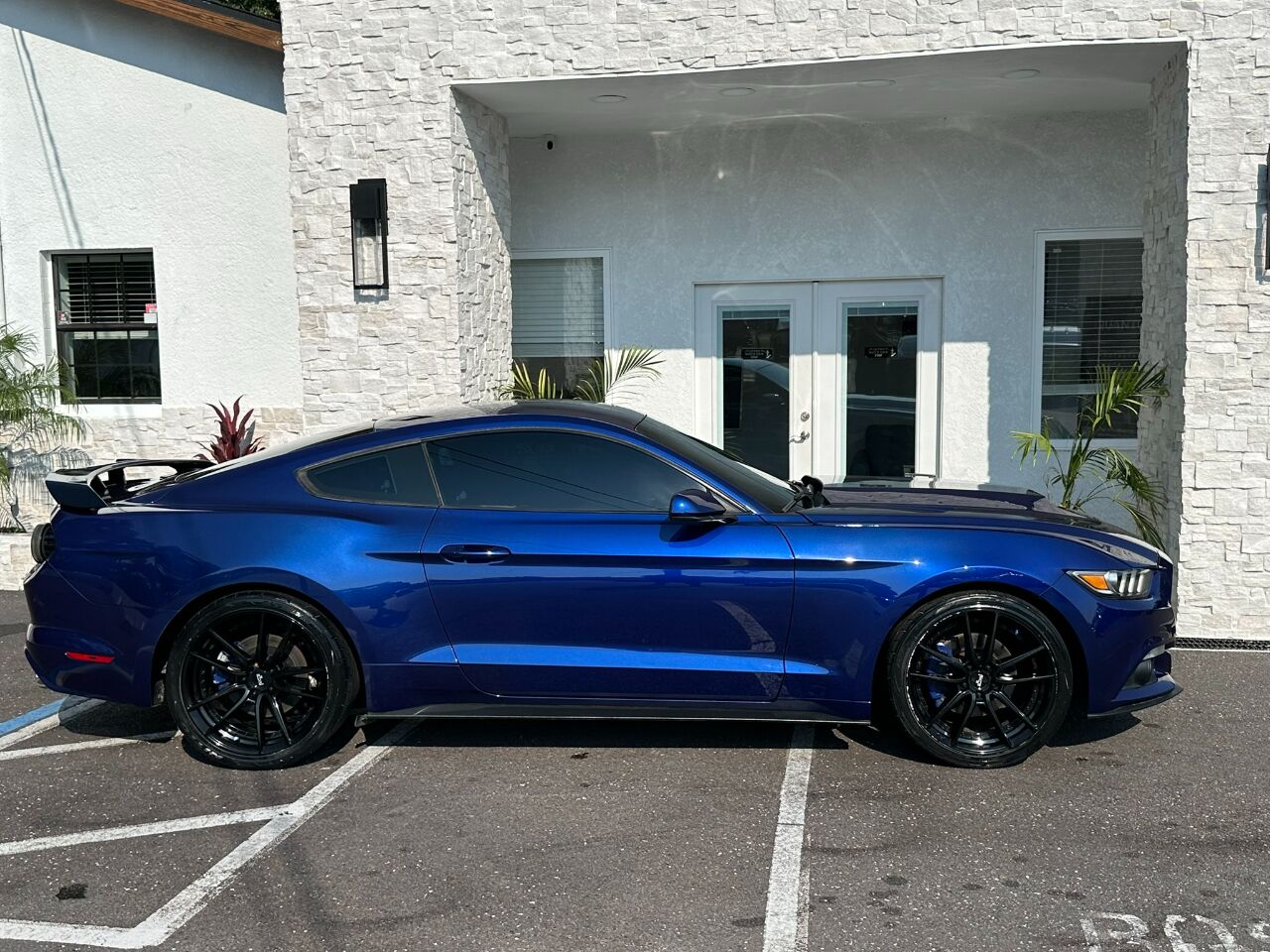 2016 Ford Mustang 2dr Fastback V6 Jacksonville FL