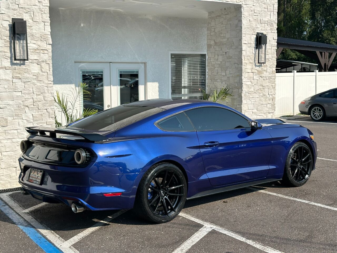 2016 Ford Mustang 2dr Fastback V6 Jacksonville FL