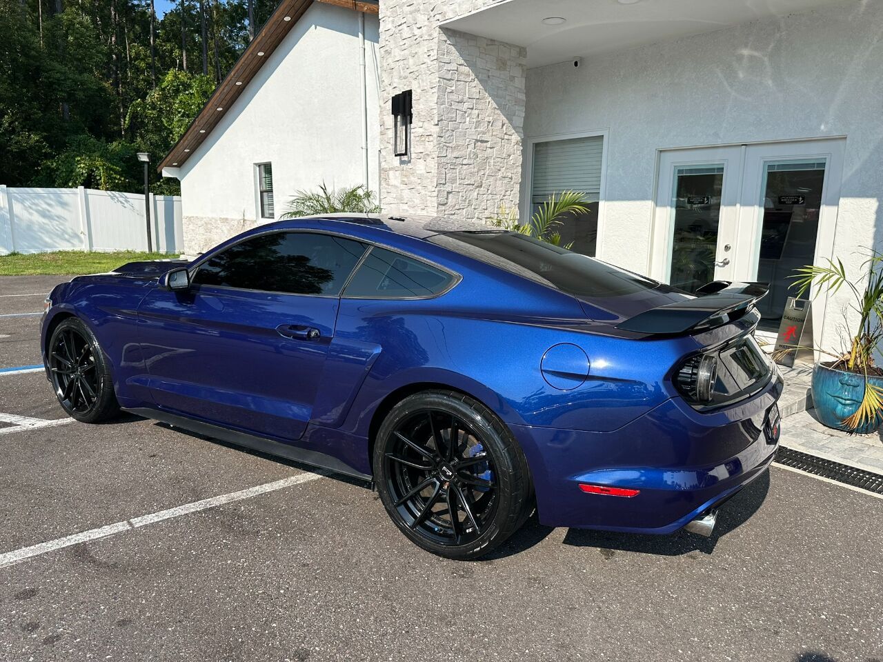 2016 Ford Mustang 2dr Fastback V6 Jacksonville FL