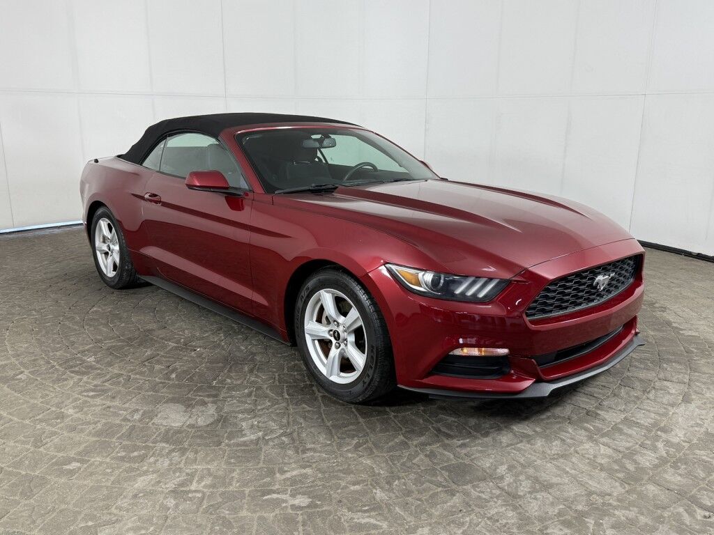 2016 Ford Mustang Convertible Maumee OH