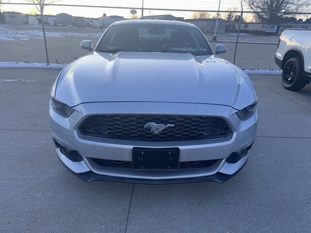2016 Ford Mustang EcoBoost Premium