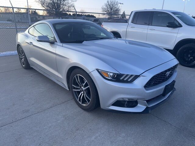 2016 Ford Mustang EcoBoost Premium