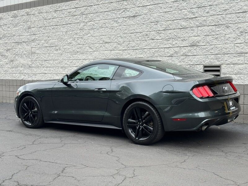 2016 Ford Mustang EcoBoost Premium
