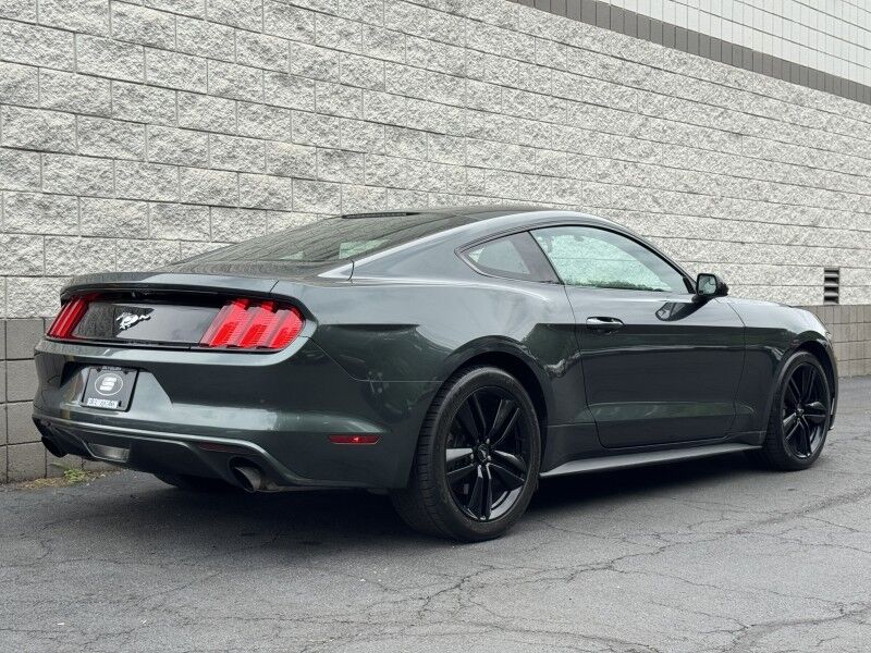 2016 Ford Mustang EcoBoost Premium