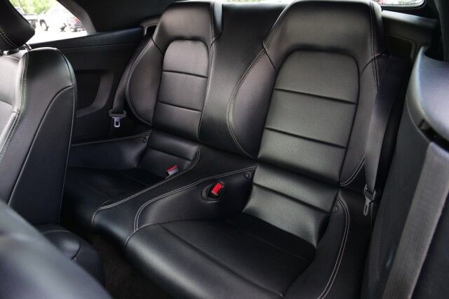 2016 Ford Mustang GT Premium Convertible / Heated & Cooled Seats / 5.0L V8! High Point NC