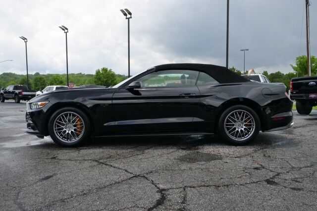 2016 Ford Mustang GT Premium Convertible / Heated & Cooled Seats / 5.0L V8! High Point NC