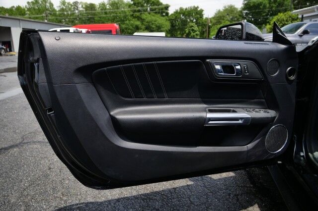 2016 Ford Mustang GT Premium Convertible / Heated & Cooled Seats / 5.0L V8! High Point NC