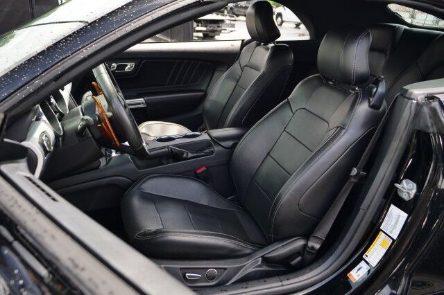 2016 Ford Mustang GT Premium Convertible / Heated & Cooled Seats / 5.0L V8! High Point NC