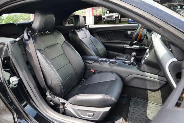 2016 Ford Mustang GT Premium Convertible / Heated & Cooled Seats / 5.0L V8! High Point NC