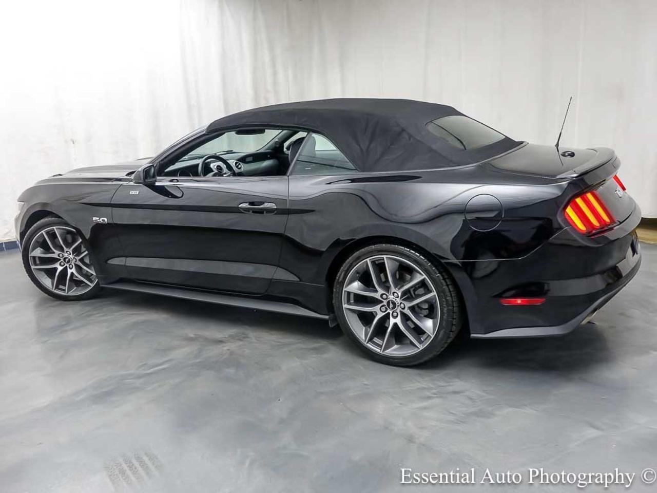 2016 Ford Mustang GT Premium Willowbrook IL