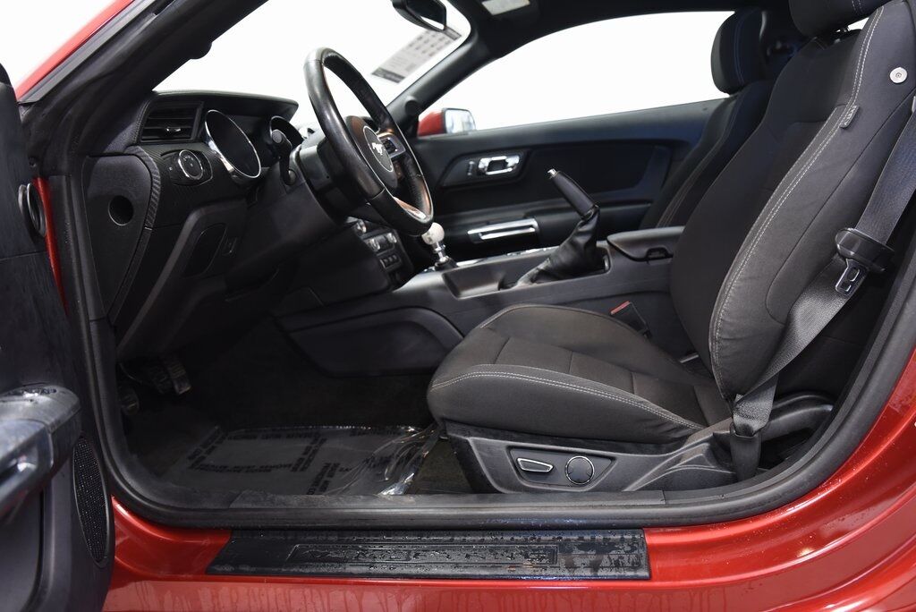 2016 Ford Mustang V6 Akron