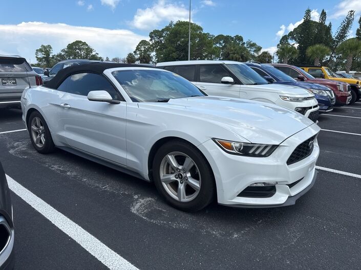 2016 Ford Mustang V6 Oshkosh WI