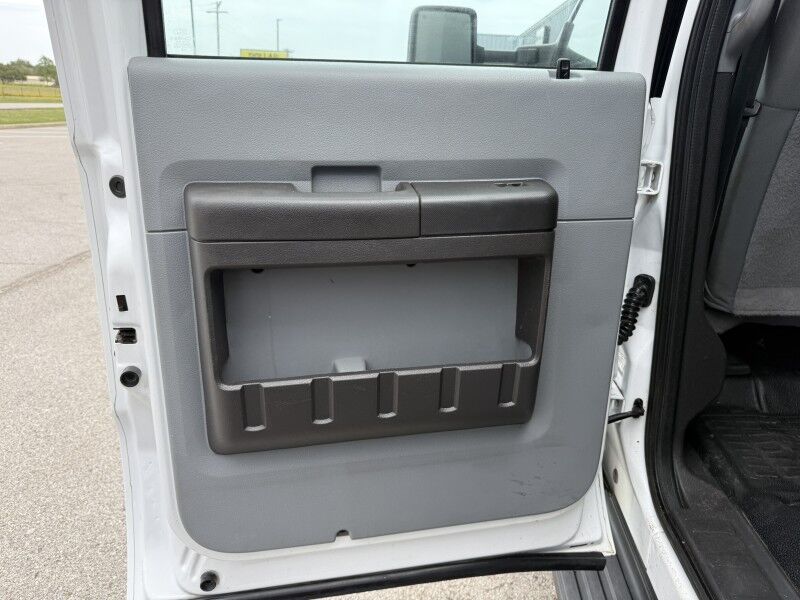 2016 Ford Super Crew F-350 DRW 4x4 Flatbed XL Collinsville OK