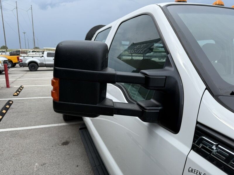 2016 Ford Super Crew F-350 DRW 4x4 Flatbed XL Collinsville OK