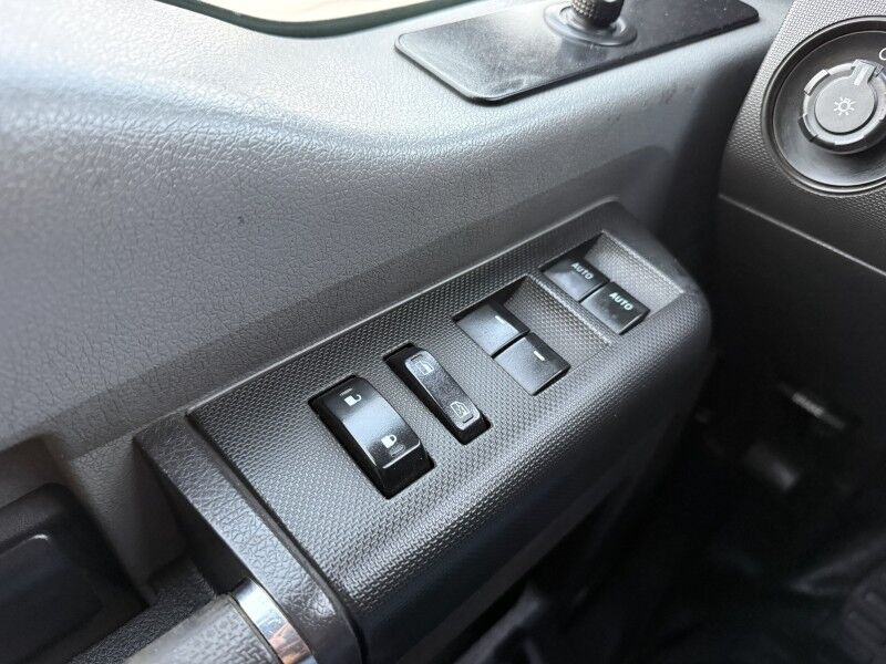 2016 Ford Super Crew F-350 DRW 4x4 Flatbed XL Collinsville OK