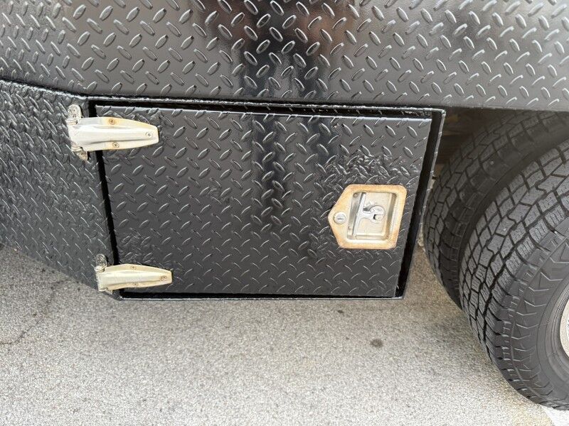 2016 Ford Super Crew F-350 DRW 4x4 Flatbed XL Collinsville OK