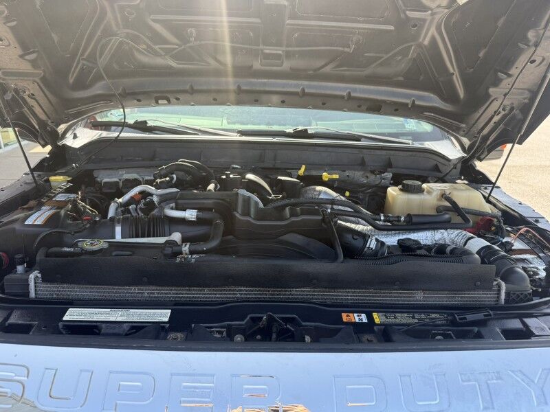 2016 Ford Super Crew F-350 DRW FX4 4x4 Diesel XLT Collinsville OK