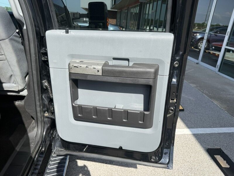 2016 Ford Super Crew F-350 DRW FX4 4x4 Diesel XLT Collinsville OK