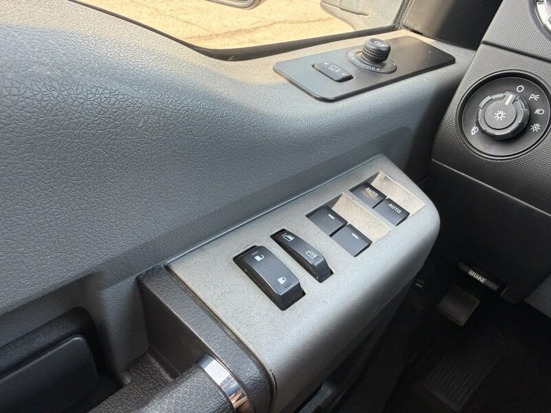 2016 Ford Super Crew F-350 DRW FX4 4x4 Diesel XLT Collinsville OK