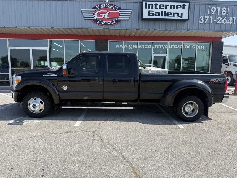 2016 Ford Super Crew F-350 DRW FX4 4x4 Diesel