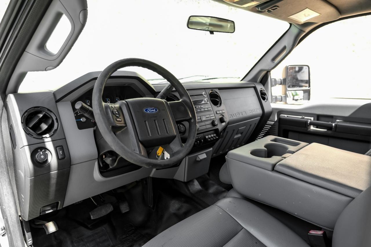 2016 Ford Super Duty F-250 SRW XL