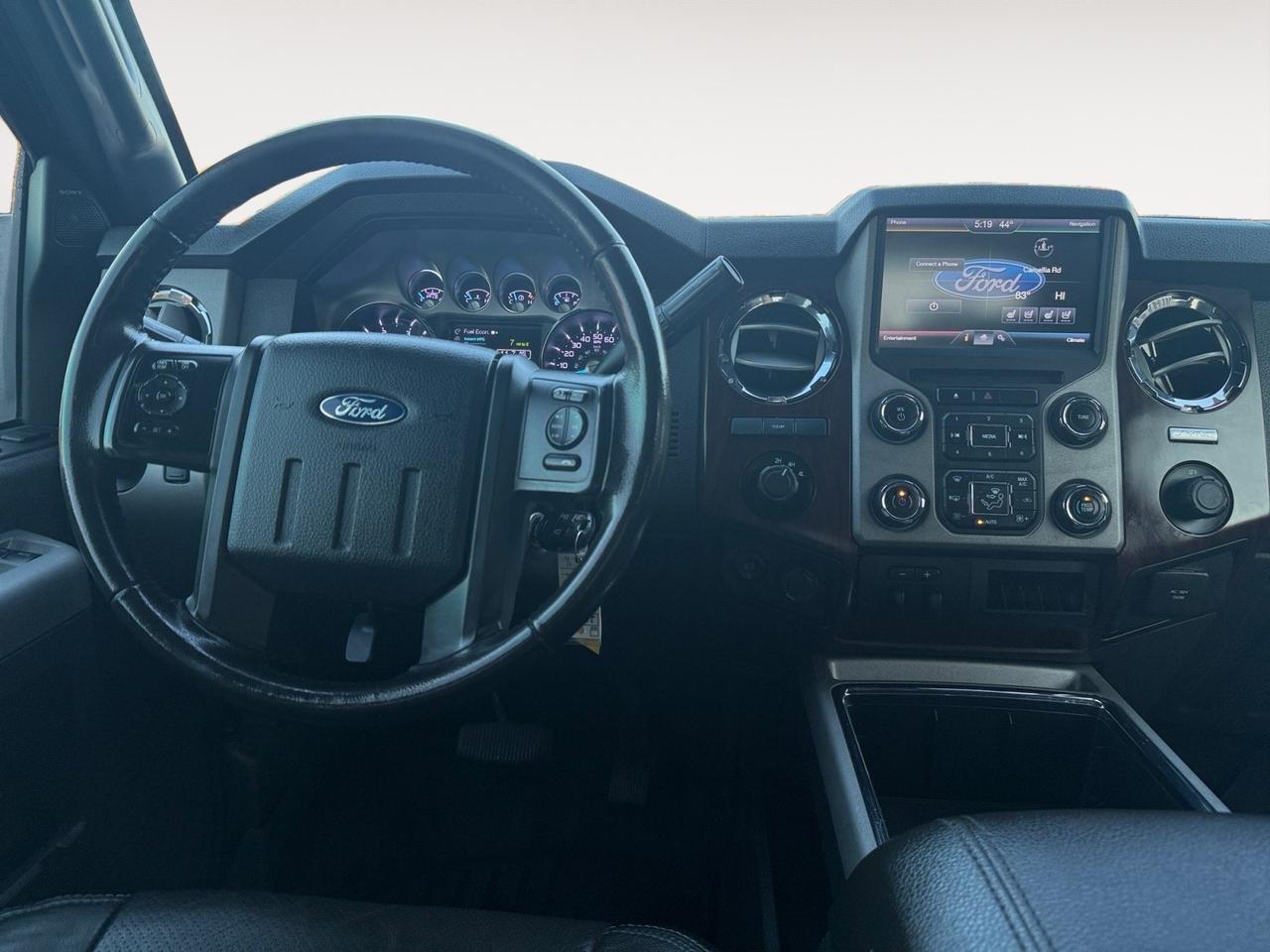 2016 Ford Super Duty F-350 DRW KING RANCH, POWER & HEATED MIRRORS, RUNNING BOARDS, TOW PACKAGE, POWER SLIDING REAR WINDOW, TOW HOOKS, BACKUP CAMERA, LOW MILES, CLEAN CARFAX! Norfolk VA