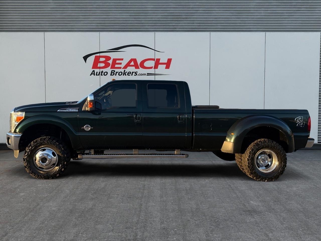 2016 Ford Super Duty F-350 DRW KING RANCH, POWER & HEATED MIRRORS, RUNNING BOARDS, TOW PACKAGE, POWER SLIDING REAR WINDOW, TOW HOOKS, BACKUP CAMERA, LOW MILES, CLEAN CARFAX! Norfolk VA