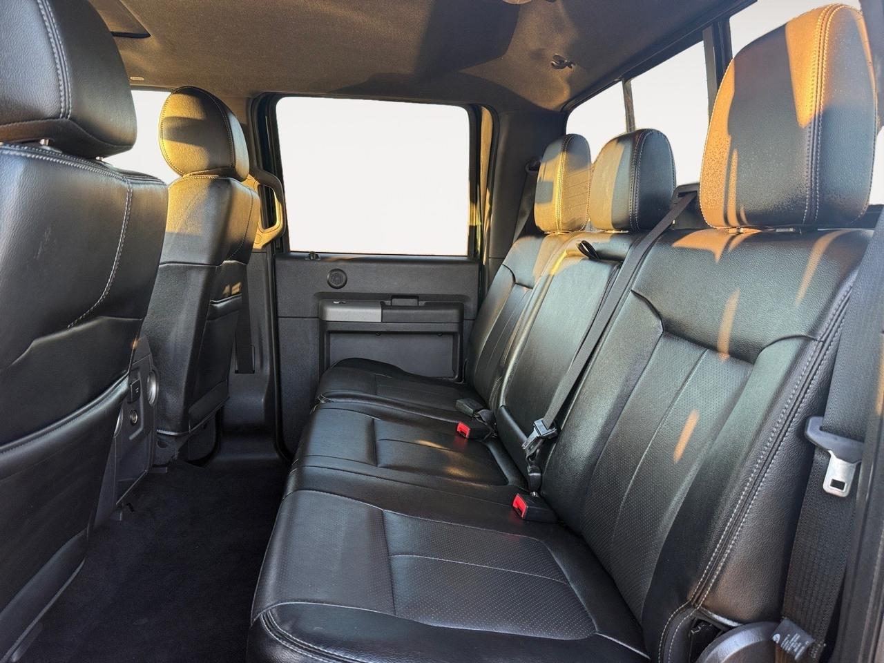 2016 Ford Super Duty F-350 DRW KING RANCH, POWER & HEATED MIRRORS, RUNNING BOARDS, TOW PACKAGE, POWER SLIDING REAR WINDOW, TOW HOOKS, BACKUP CAMERA, LOW MILES, CLEAN CARFAX! Norfolk VA