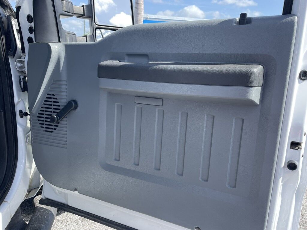 2016 Ford Super Duty F-350 DRW XL~4X4~A/C~FLATBED~DUALLY~ONLINE FINANCE AND SHIPPING AVAILABLE!!!! Sarasota FL