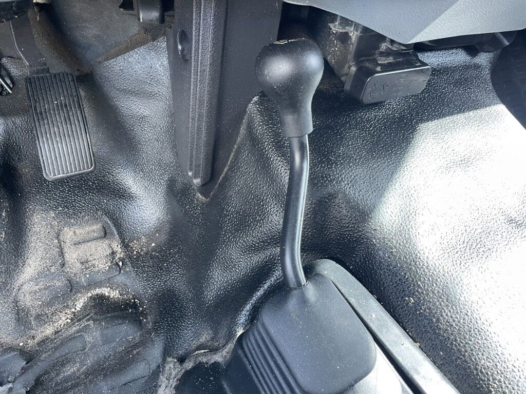 2016 Ford Super Duty F-350 DRW XL~4X4~A/C~FLATBED~DUALLY~ONLINE FINANCE AND SHIPPING AVAILABLE!!!! Sarasota FL