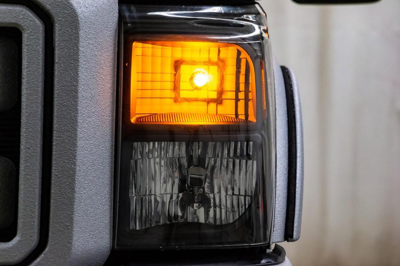 2016 Ford Super Duty F-350 SRW CREW CAB XLT Red Deer AB