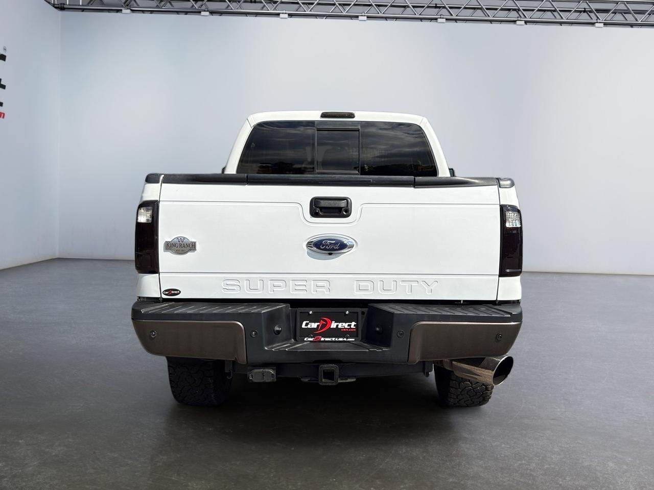 2016 Ford Super Duty F-350 SRW King Ranch, FENDER FLARES, TAILGATE STEP, RUNNING BOARDS, SUNROOF, BACKUP CAMERA, PARKING SENSORS, WIFI AVAILABLE, HEATED & VENTILATED SEATS, REMOTE START, NAVIGATION, LOW MILES, CLEAN CARFAX, BE A KING ON THE DRIVE! Virginia Beach VA