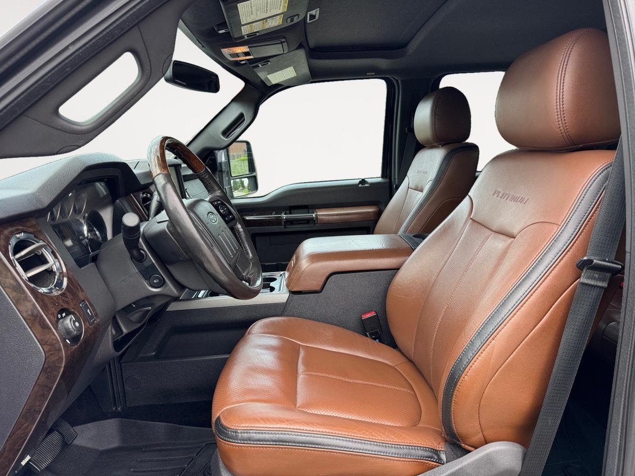 2016 Ford Super Duty F-350 SRW LARIAT, 4X4, MEMORY SEATS, HEATED & COOLED SEATS, SUNROOF, LONG BED, KEYLESS ENTRY, TOWING PACKAGE, TRAILER BRAKE CONTROLLER, THE TRUCK YOU DREAM ABOUT IS IN OUR LOT, COME SEE IT TODAY!!! Norfolk VA