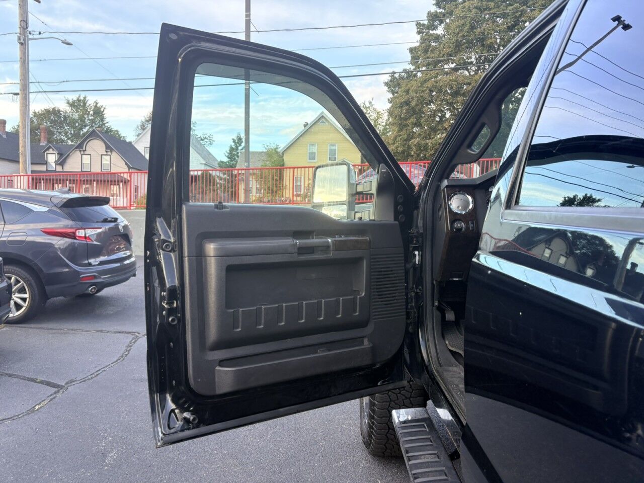 2016 Ford Super Duty F-350 SRW Lariat Fitchburg MA