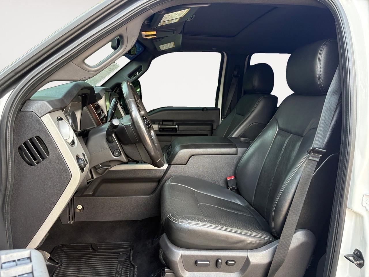 2016 Ford Super Duty F-350 SRW Lariat, RUNNING BOARDS, TOW PACKAGE, PANORAMIC MOONROOF, BACKUP CAMERA, PARKING SENSORS, NAVIGATION, HEATED & A/C SEATS, REMOTE START, LOW MILES, THIS TRUCK IS READY TO WORK! Virginia Beach VA