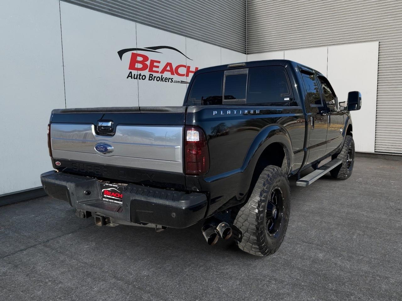 2016 Ford Super Duty F-350 SRW Platinum, HEATED AND VENTILTED SEATS, TOW HOOKS, TOW PACKAGE, UNIVERSAL GARAGE DOOR OPENER, NAVIGATION, SUNROOF, POWER SLIDING REAR WINDOW, HEATED STEERING WHEEL, BED LINER, RUNNING BOARDS, MOTO METAL WHEELS, LOW MILES, CLEAN CARFAX! Norfolk VA