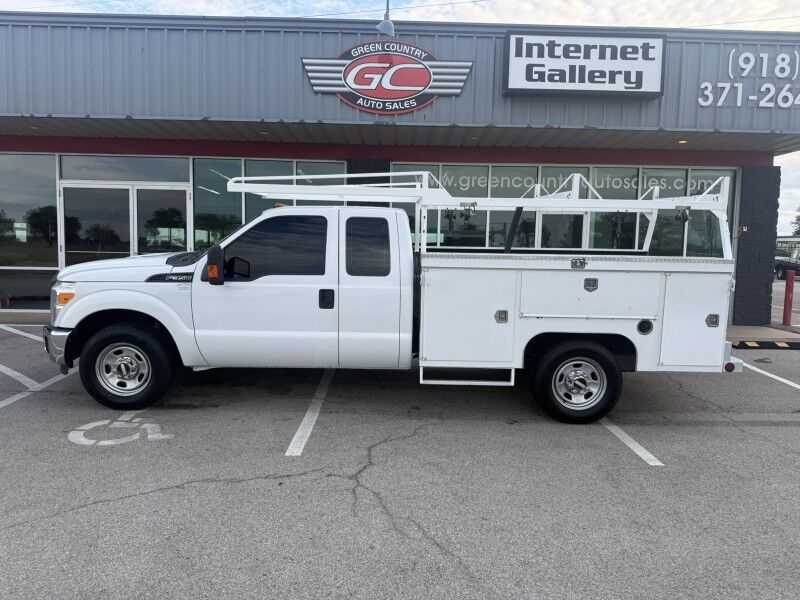 2016 Ford Super Duty F-350 SRW Utility XL Collinsville OK